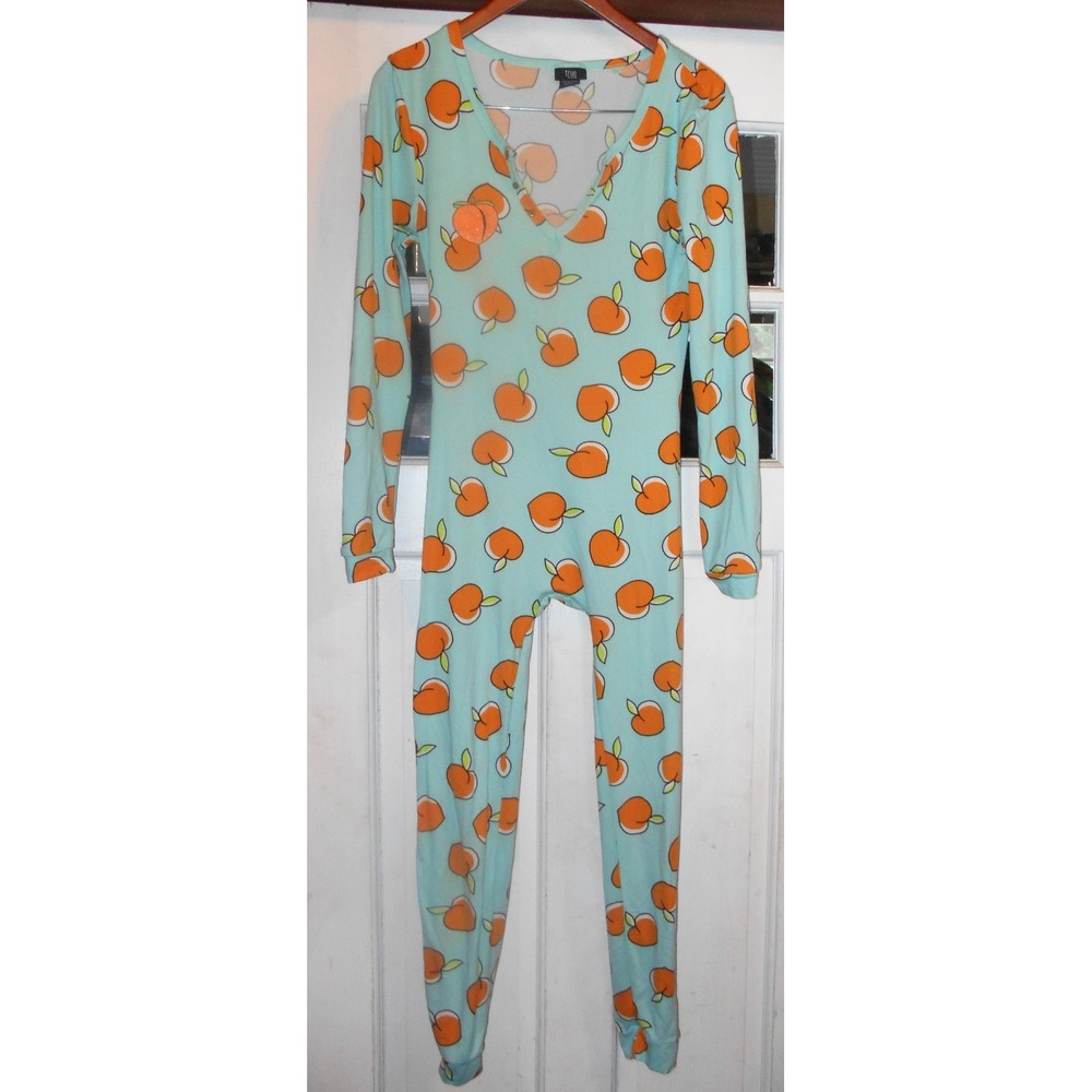 PEACHES One Piece Union Suit PJ's Pajamas Adult Sleepwear M True Rue 21 Whimsy